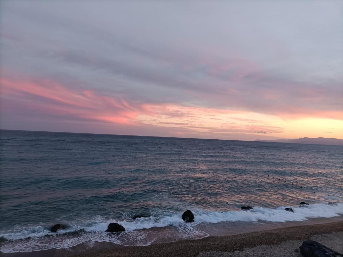 La Rosa Dei Venti Hotel Finale Ligure Luaran gambar